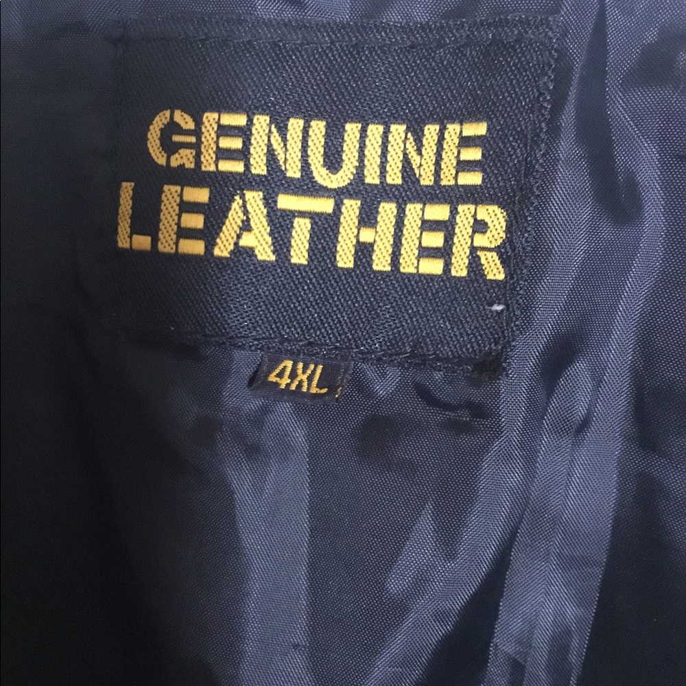 Leather vest - Picture 4 of 4